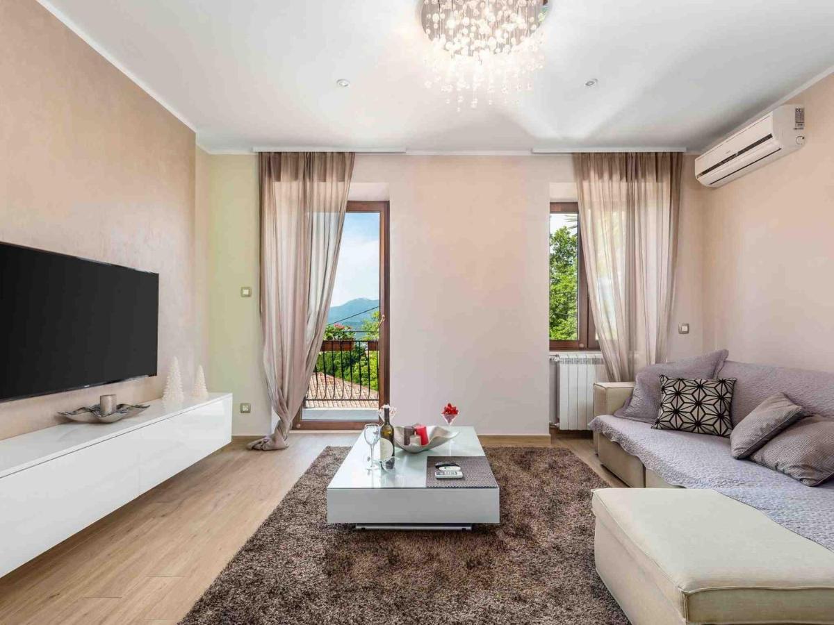 Srok Apartments With Pool Kastav Δωμάτιο φωτογραφία