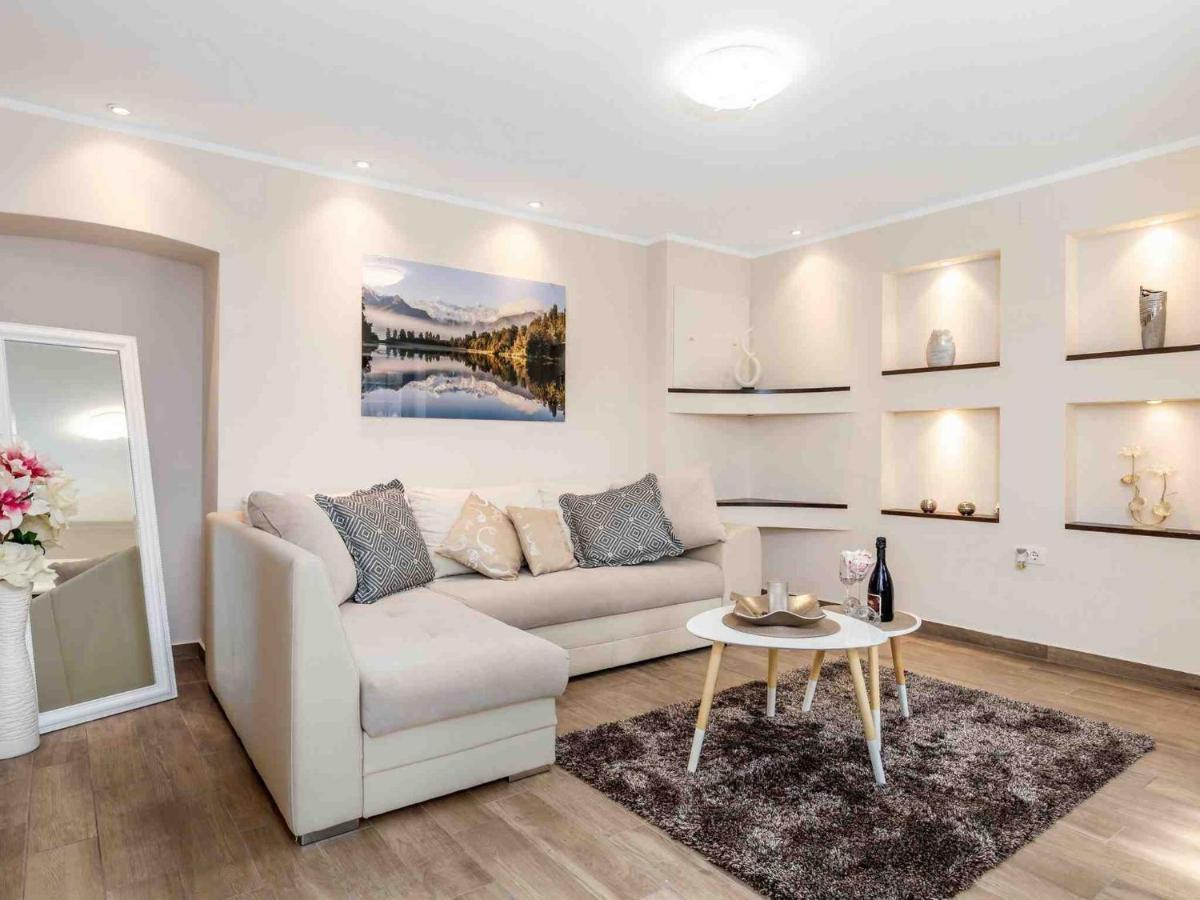 Srok Apartments With Pool Kastav Δωμάτιο φωτογραφία
